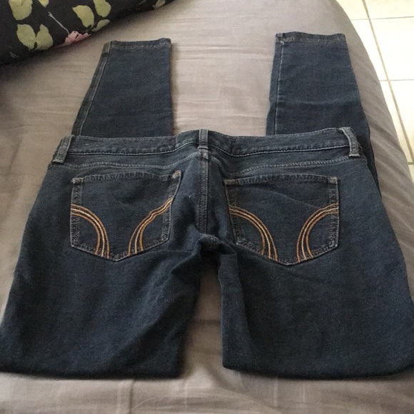 * SOLD *πHOLLISTER DARK WASH JEGGINGS SIZE 1 JUNIORSπ - Picture 10 of 12